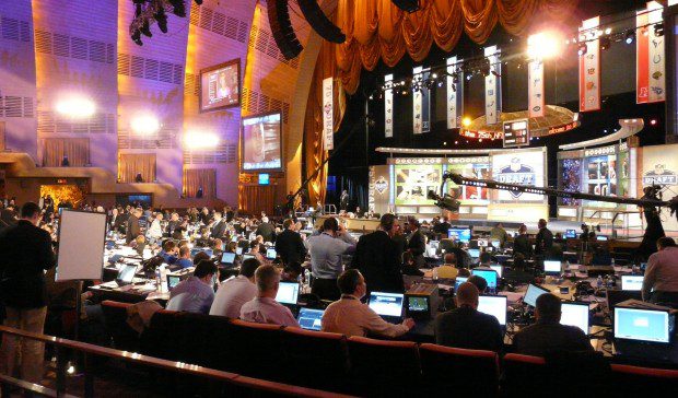 NFL_Draft_2010_-_team_staffers